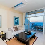 Camps Bay Views Roodeberg