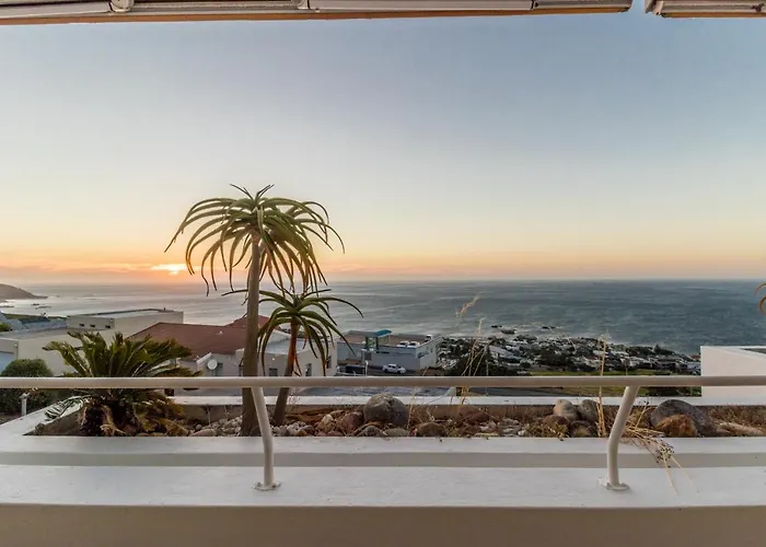 Camps Bay Views Roodeberg